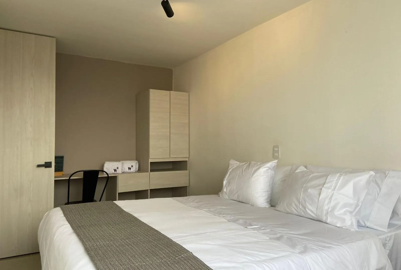 **  Hotel Santa Ana 메딜린 콜롬비아