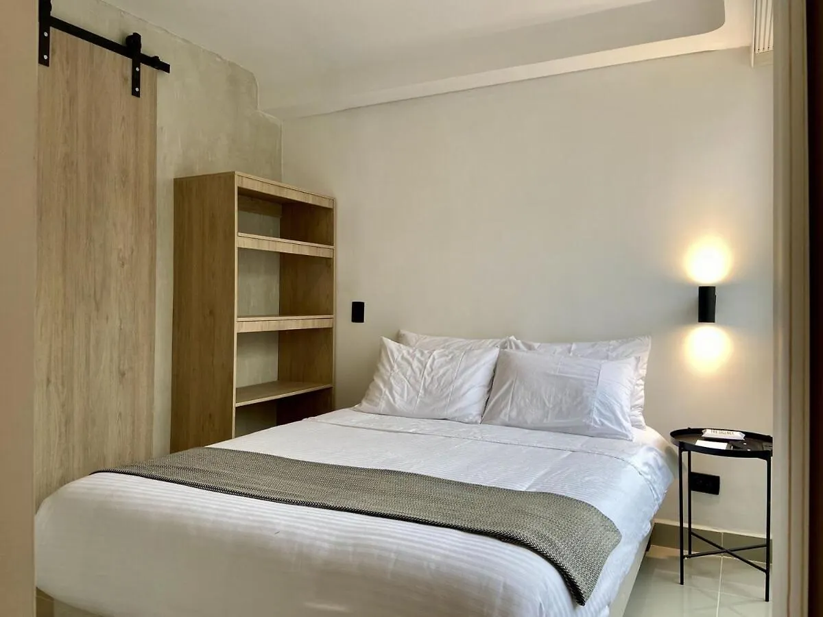 Hotel Santa Ana 메딜린