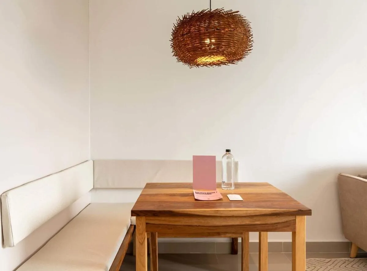 Hotel Santa Ana 메딜린
